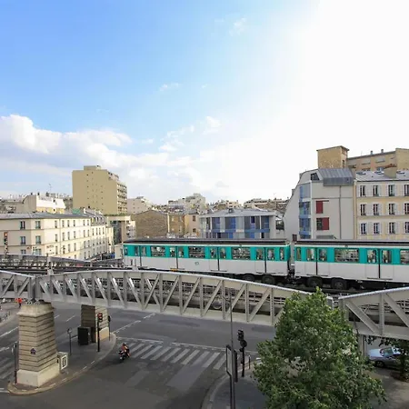 Nice 55M Near The Eiffel Tower!