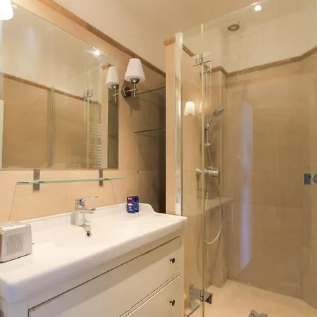 Nice 55M Near The Eiffel Tower! *
